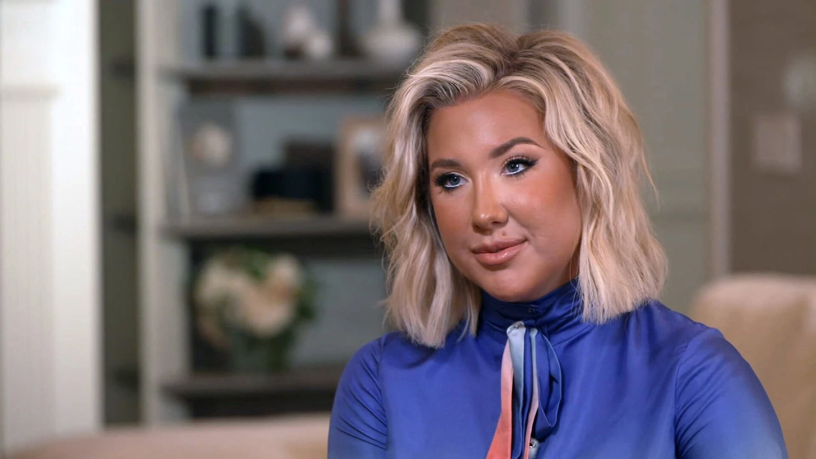 ABC NewsSavannah Chrisley on hope for parents’ future, raising teen brother and nieceIn November 2022, her parents were sentenced to prison for fraud.4/19/2024 09:57:00 EDT
