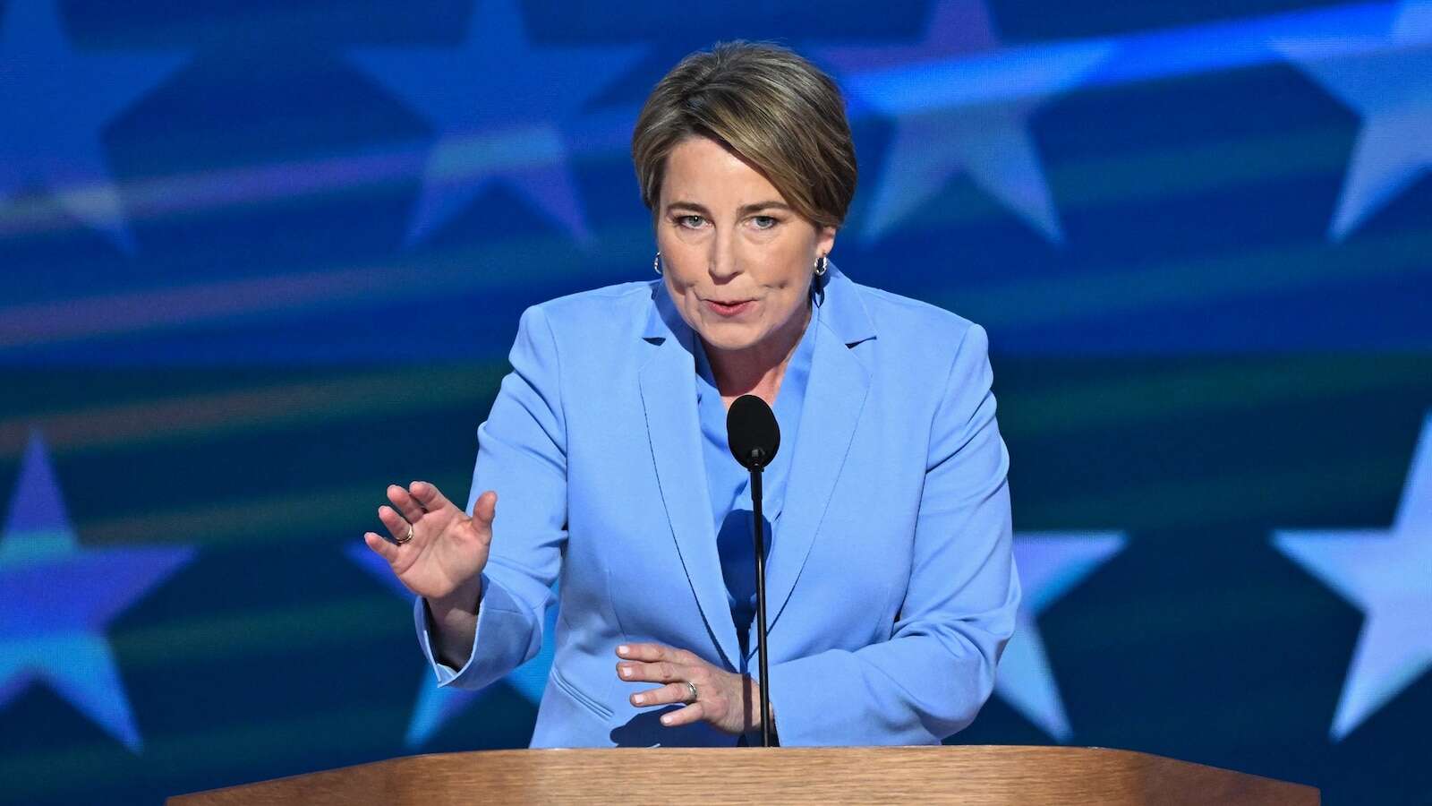 Harris ally Healey not surprised her debate performance didn’t move the needle