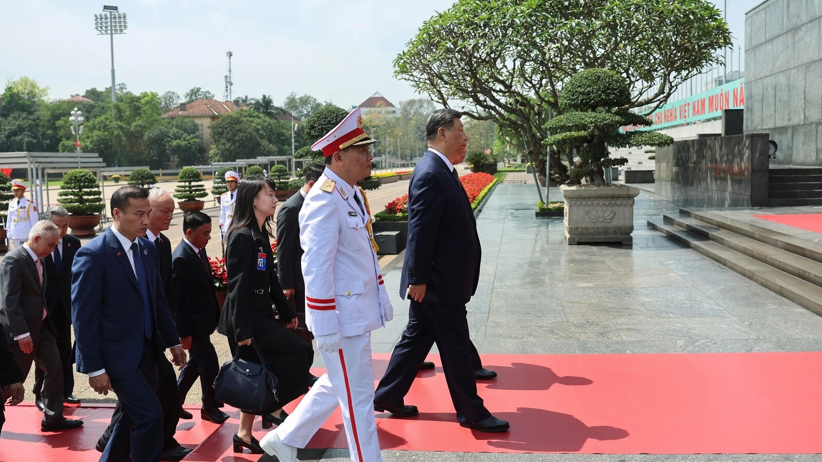 Xi makes a case for free trade as he tours Southeast Asia