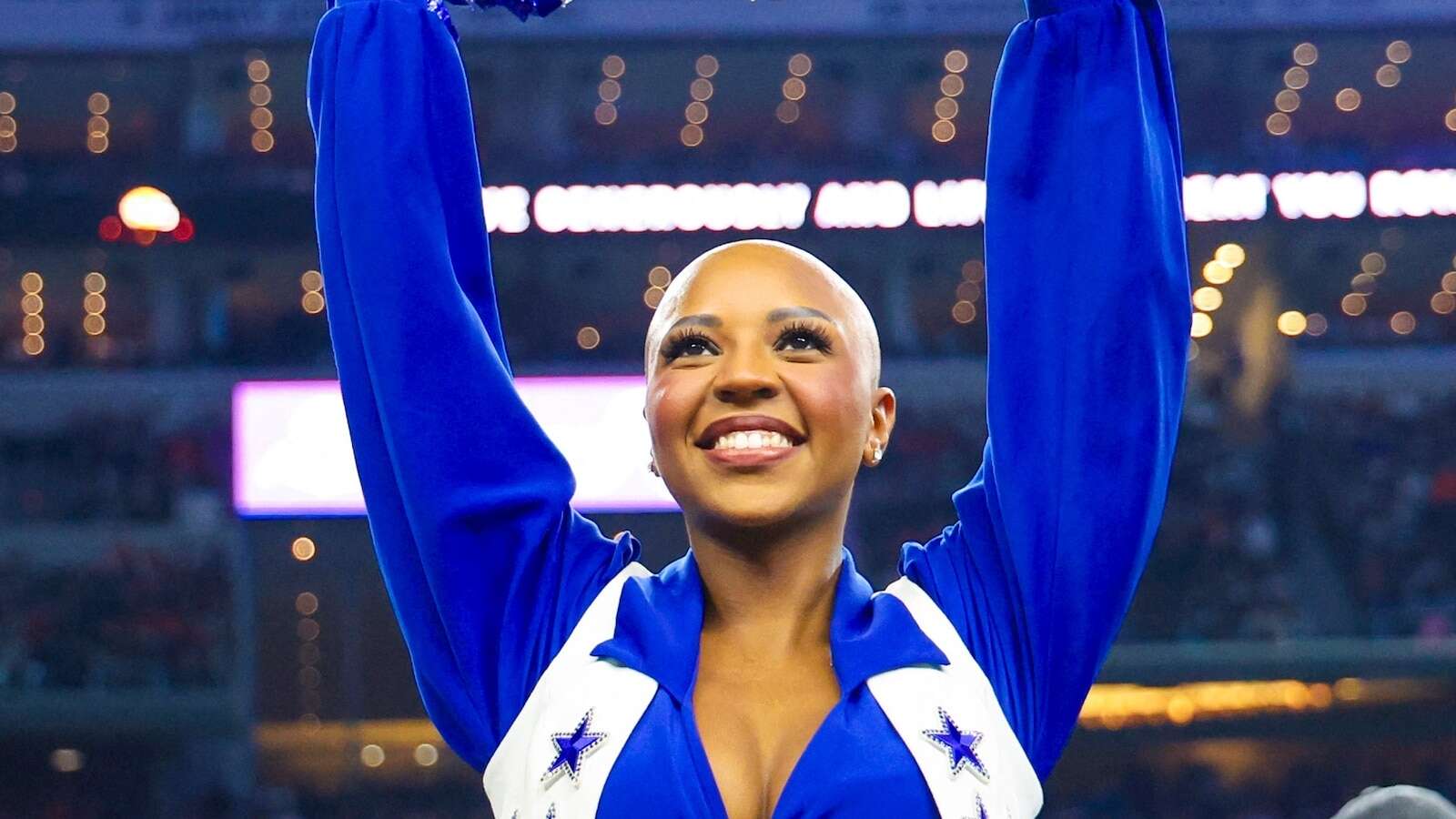 Dallas Cowboys cheerleader speaks out after performing without wigArmani Latimer is raising awareness about hair loss and alopecia areata.12/12/2024 04:14:41 EST