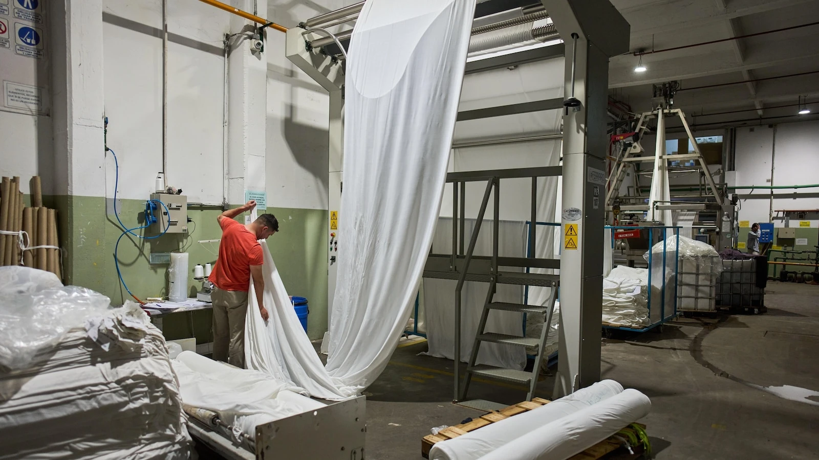 After winning Trump's $20 billion, President Milei must win votes as Argentine industry reels