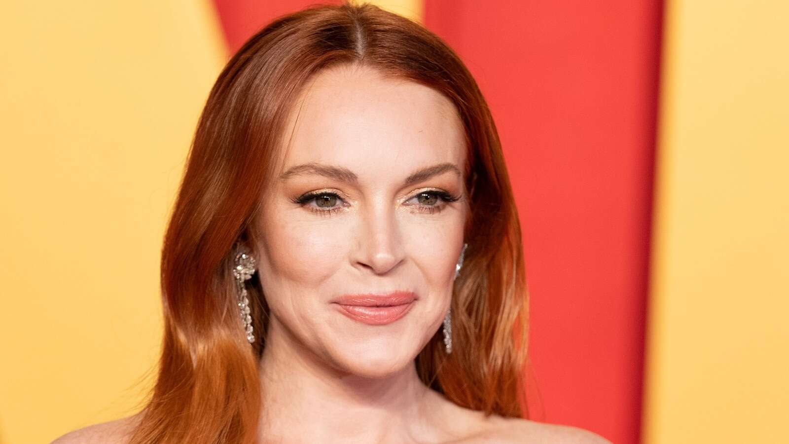 Lindsay Lohan shares photos celebrating birthday with family and friendsLohan posed with family, friends and cake in an Instagram post.7/8/2024 02:35:47 EDT