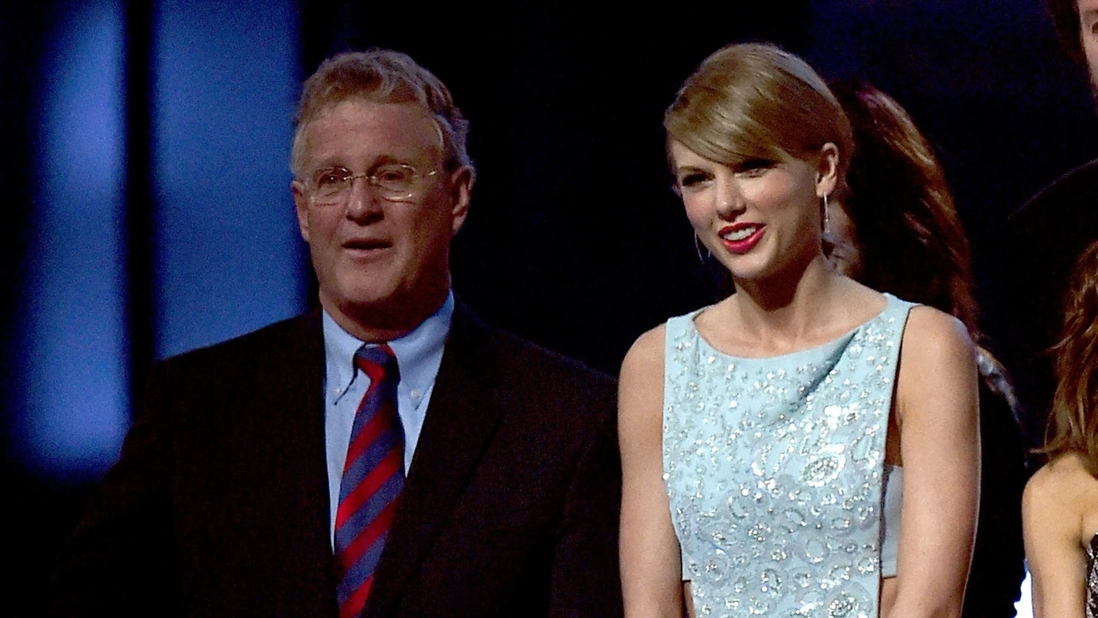 Taylor Swift's dad recovering from successful heart surgery, source saysScott Swift is well-known to fans of his music superstar daughter.20 minutes ago