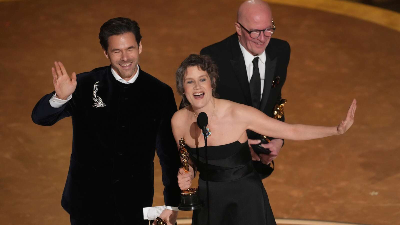 'El Mal' from 'Emilia Pérez' wins Oscar for best original song