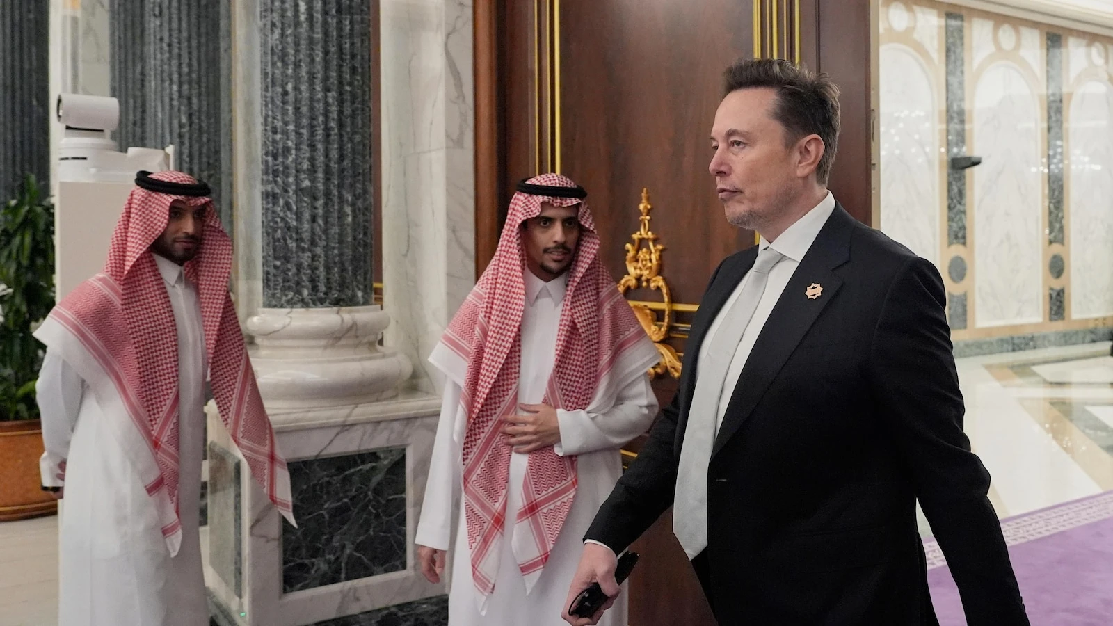 Think your return to the office was rough? Musk faces some big challenges