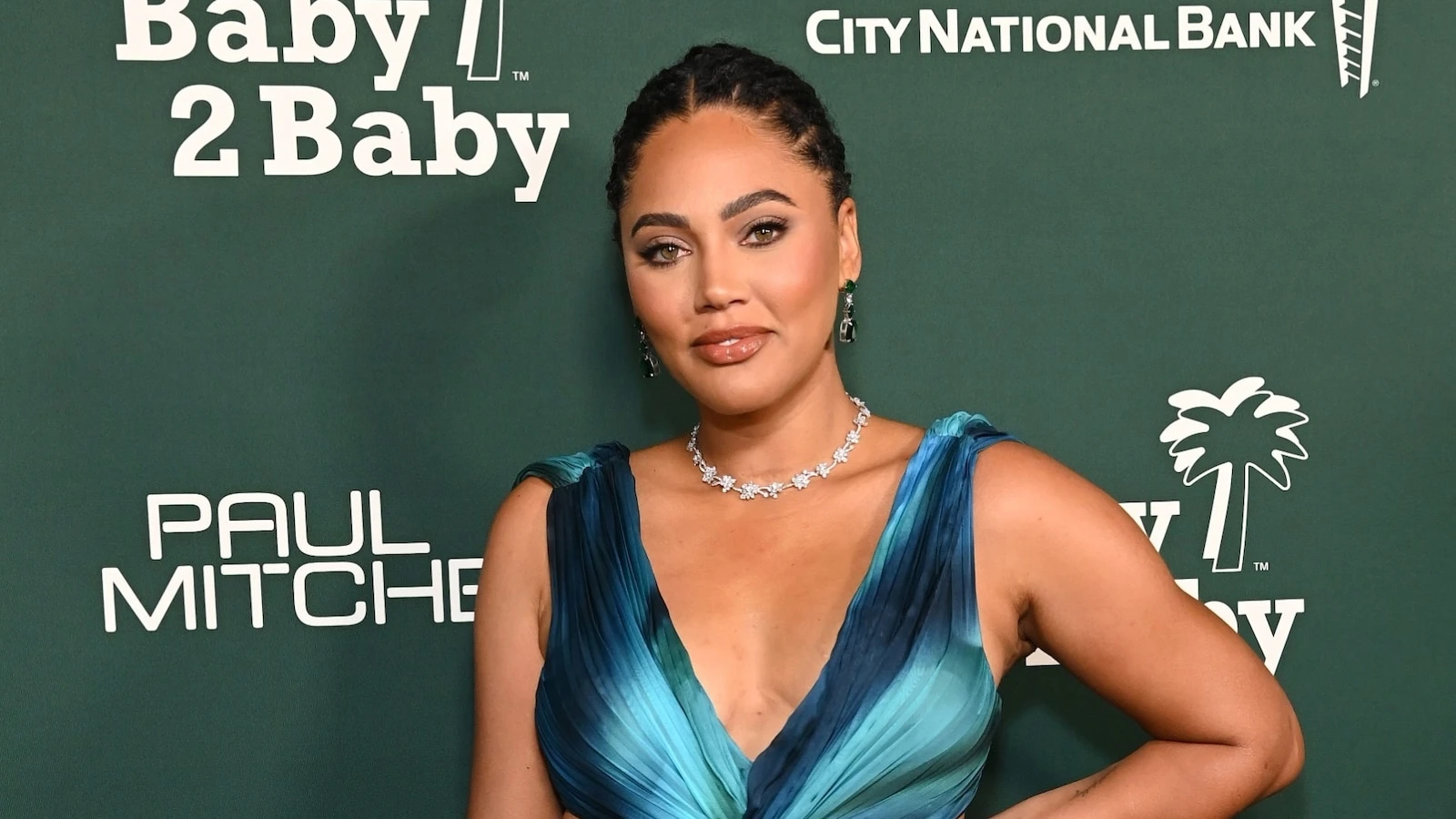 Ayesha Curry calls for conversation change on 'geriatric pregnancy'Curry, 34, recently announced she is pregnant with her fourth child.3/4/2024 02:22:00 EST