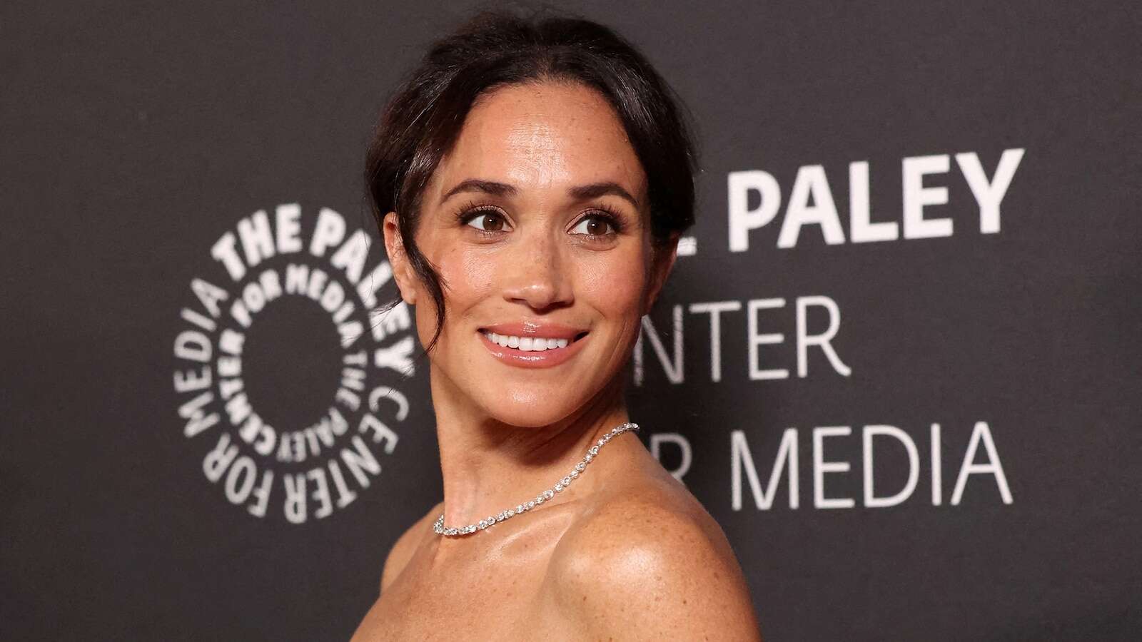 Meghan Markle rejoins Instagram after leaving royal role 5 years agoHer first post is a video of herself writing 2025 on a beach.1/1/2025 12:45:51 EST