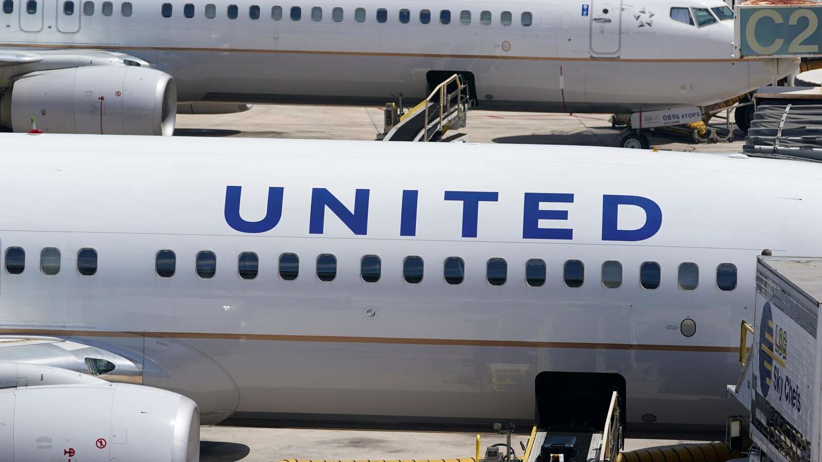 United Airlines is asking pilots to take time off in May because of a shortage of new Boeing planes