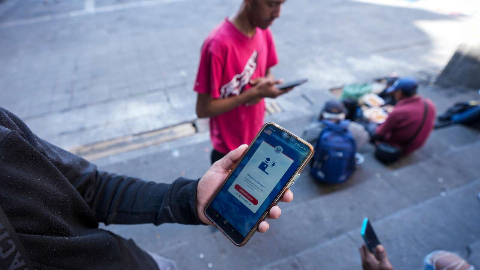 Homeland Security overhauls asylum phone app — now it's for 'self-deportation'