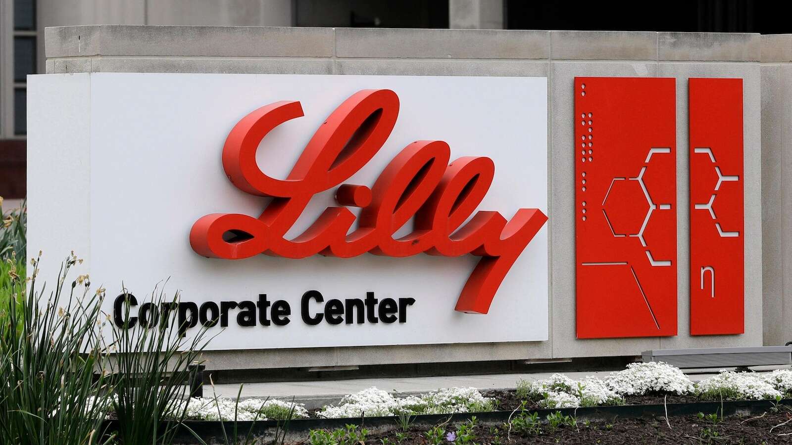 Drugmaker Lilly slates another $4.5B for manufacturing and drug development improvements