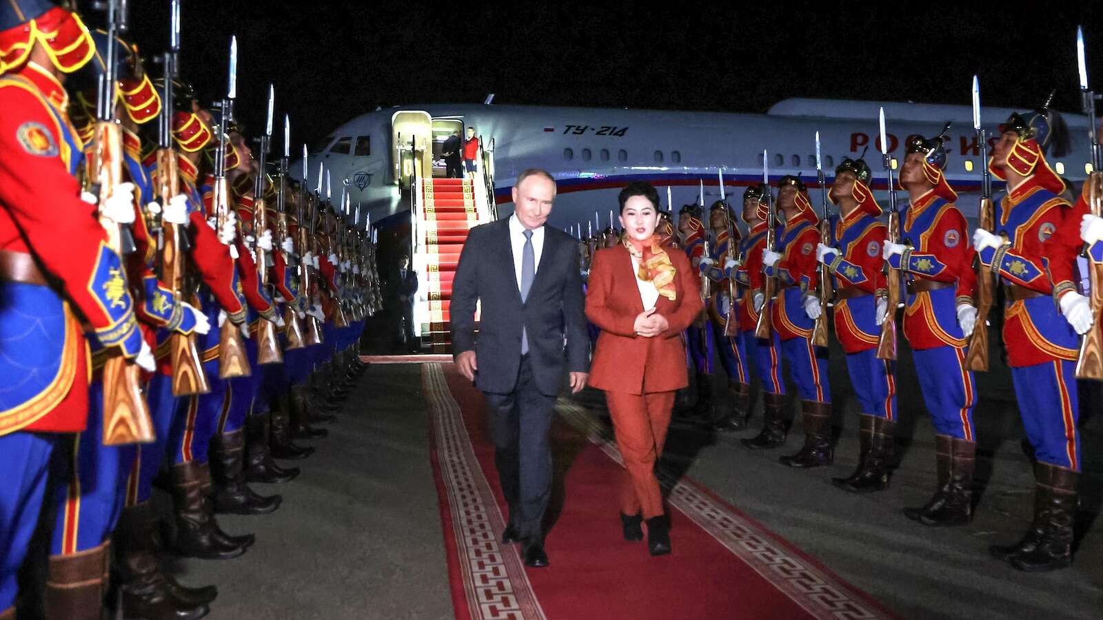 Russian leader Putin visits Mongolia, defying an international warrant for his arrest