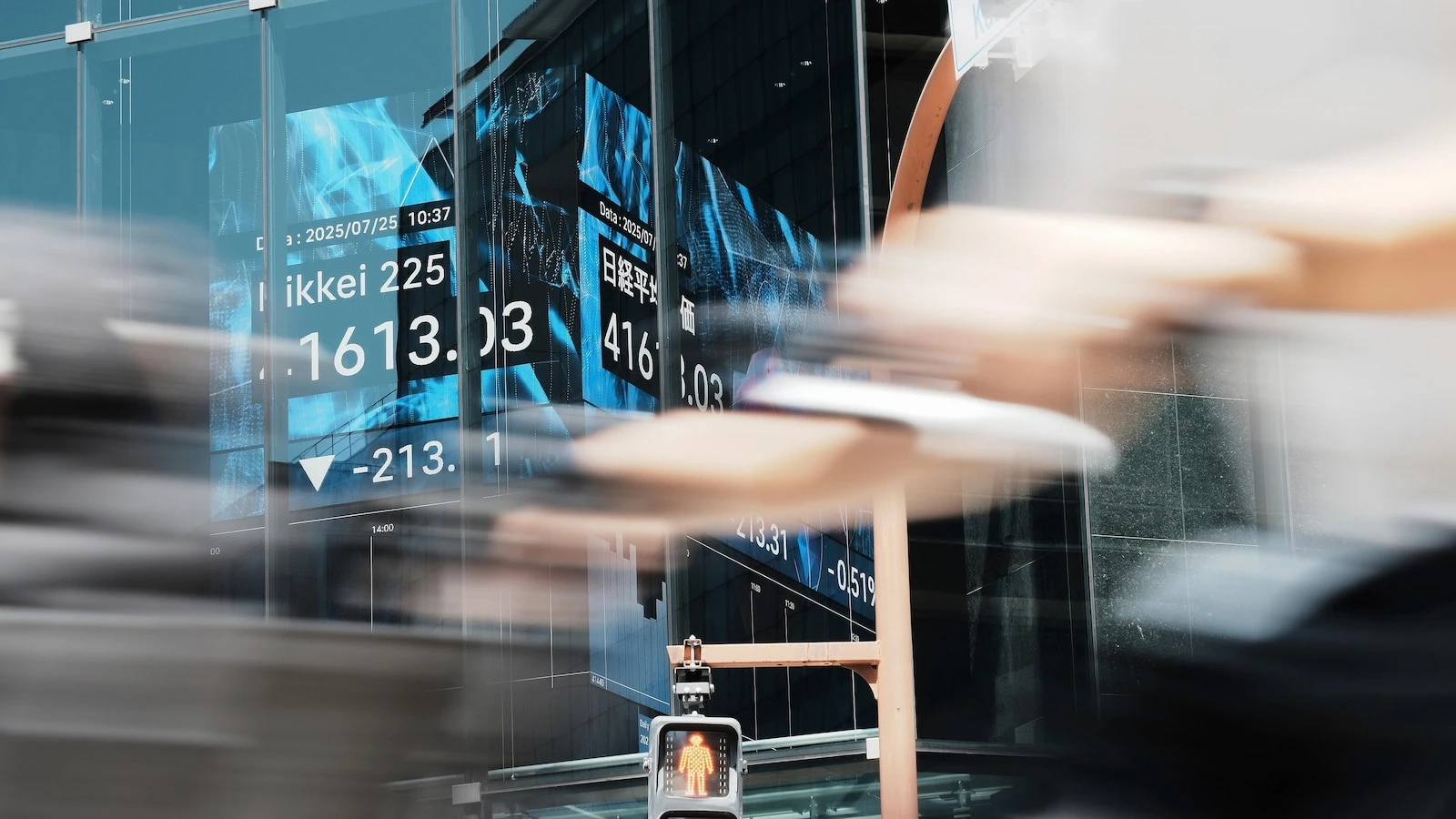 Asian shares retreat after Alphabet and AI stocks nudge Wall Street to more records