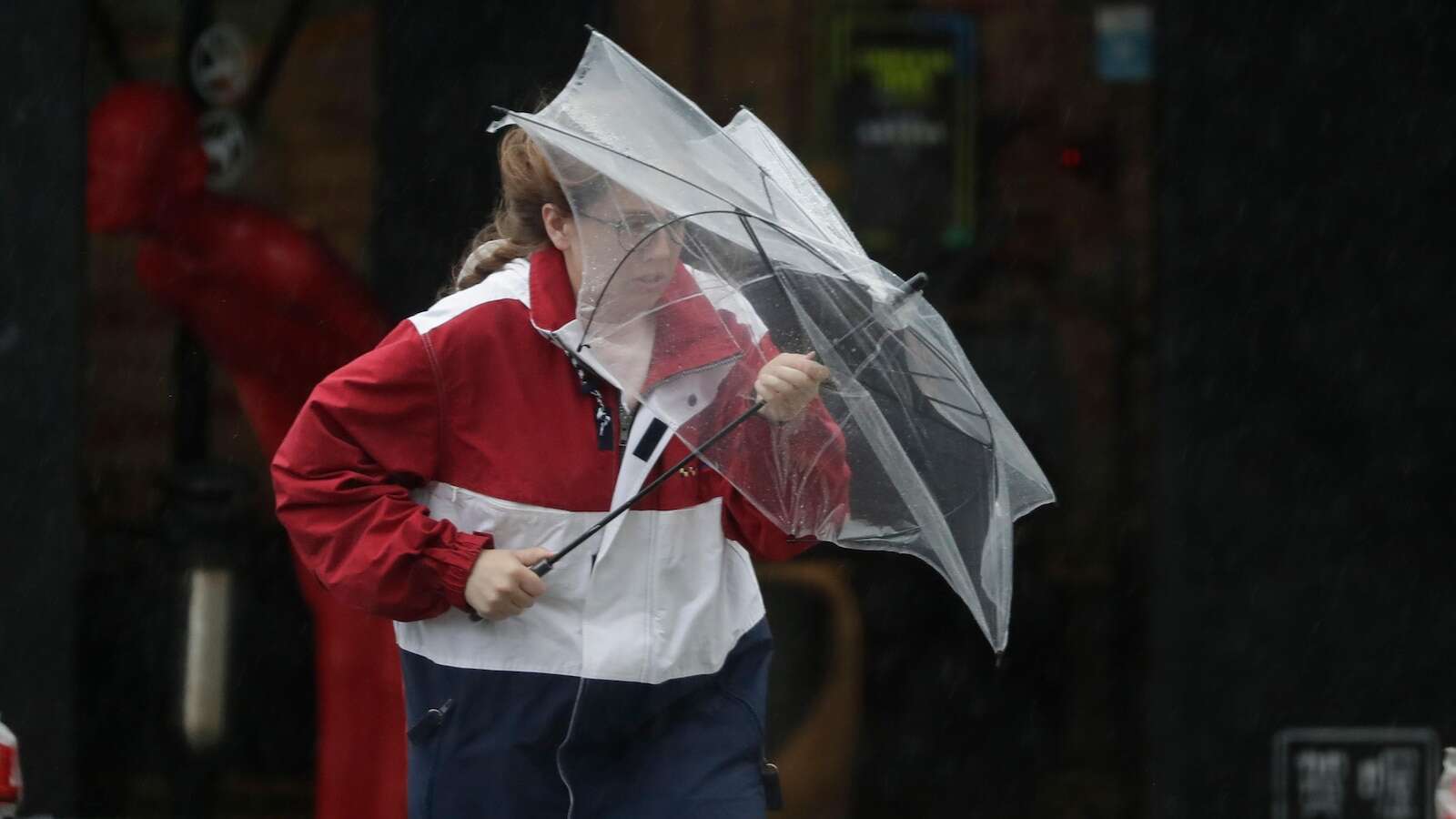 Typhoon shuts down parts of Taiwan for a 3rd day as it slowly nears island with extreme rains