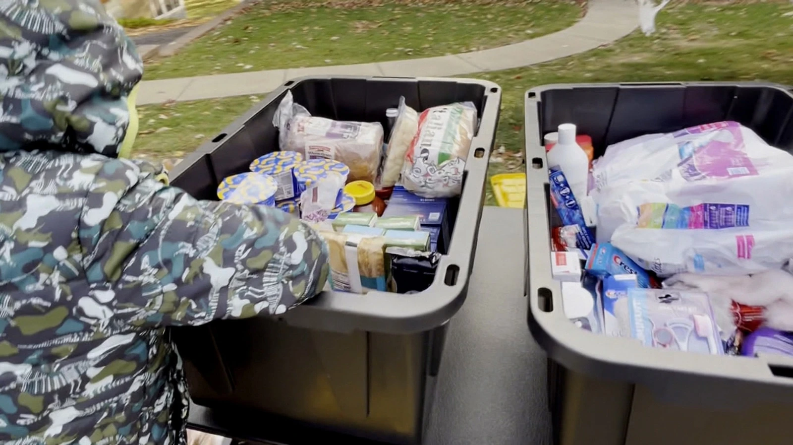 @ajpgh412/TikTokMan's front yard food pantry sparks donations, good deeds across the countryPittsburgh Steelers defensive end Yahya Black stopped by to donate food.8 minutes ago