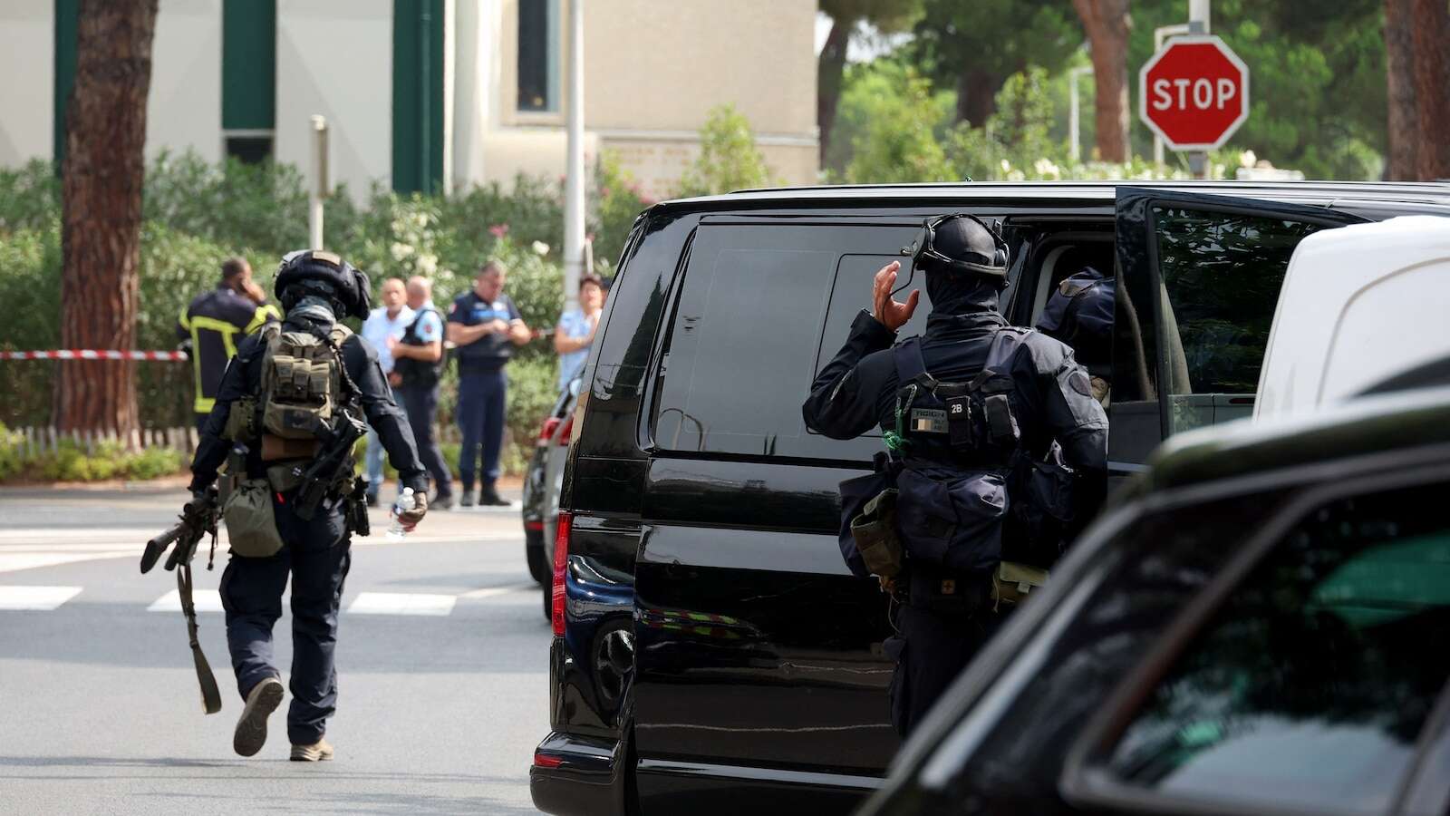 Arson attack at French synagogue investigated as terrorism