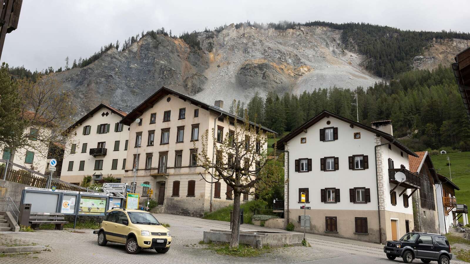 Swiss villagers pack up for evacuation over fears of a rockslide