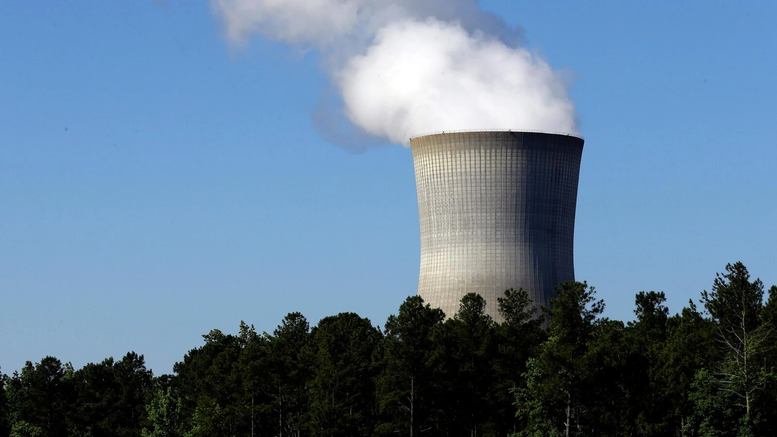 North Carolina lawmakers finalize bill that would scrap 2030 carbon reduction goal