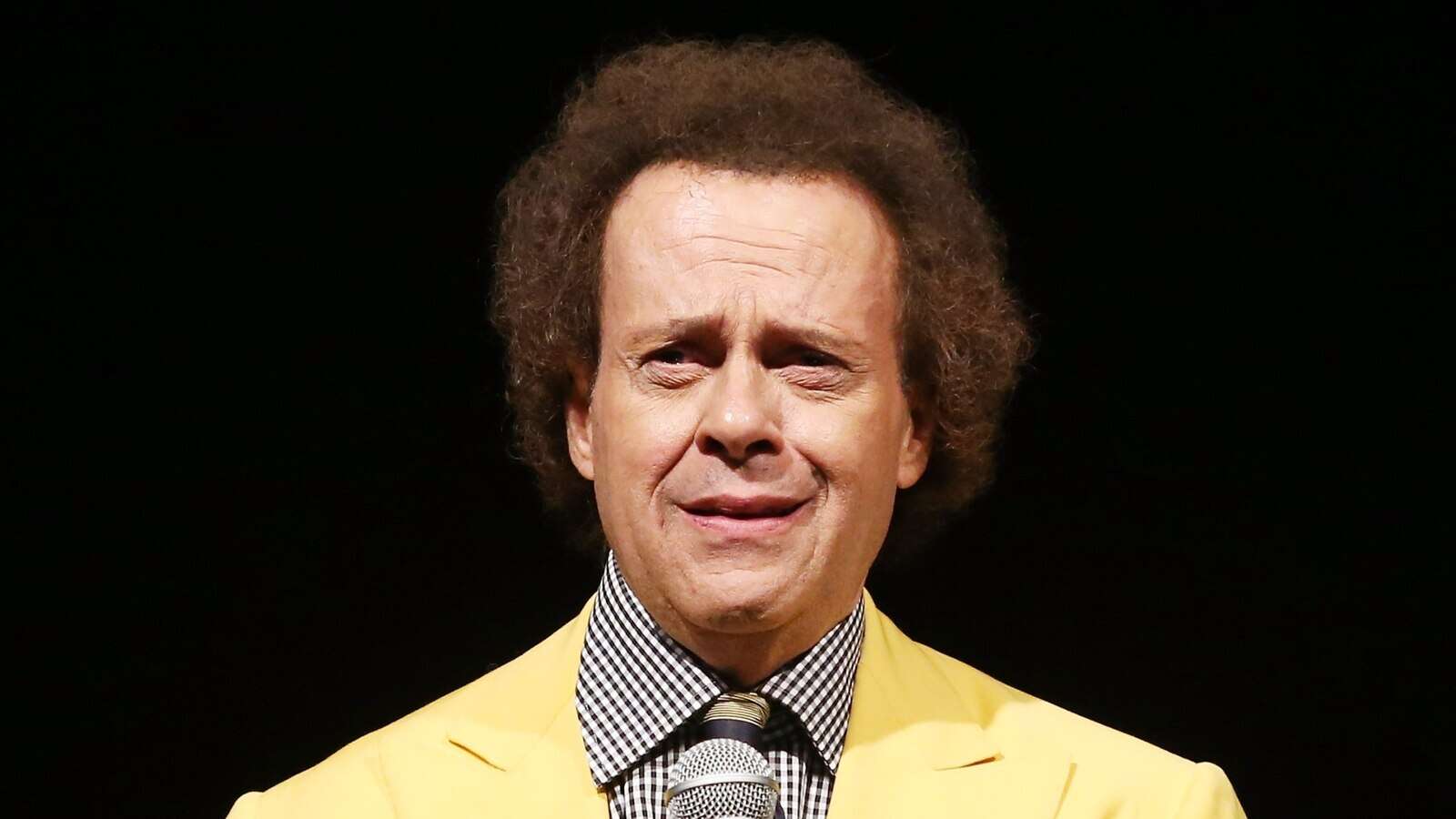 Richard Simmons reveals skin cancer diagnosis and removal in Facebook postsSimmons said the doctor told him all the cancer cells were removed.3/20/2024 01:39:22 EDT