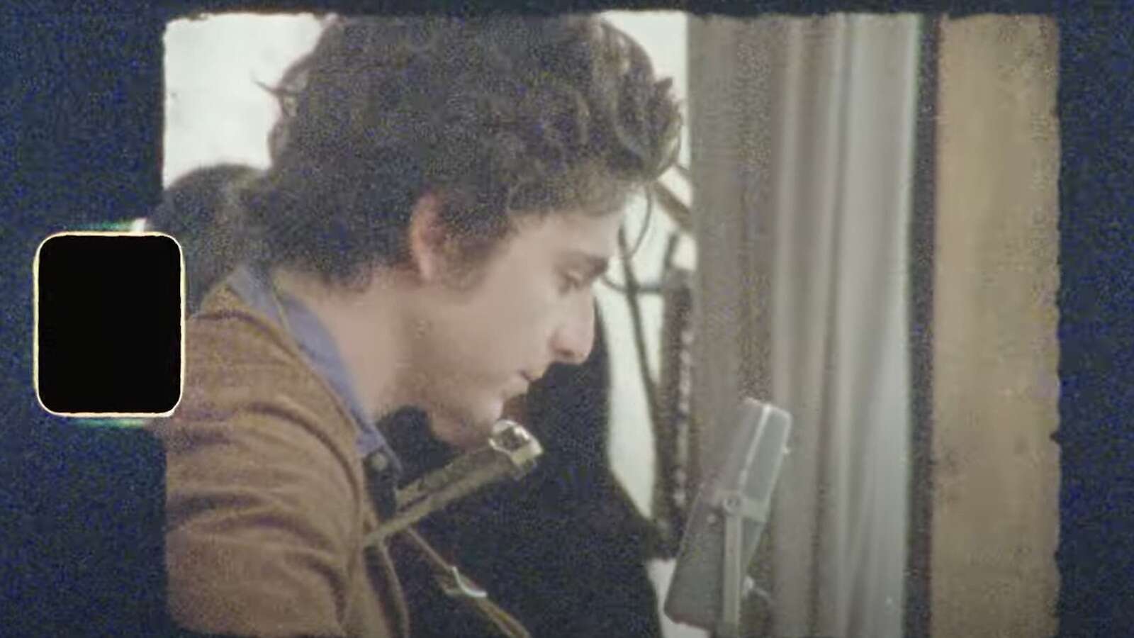 Timothée Chalamet sings Bob Dylan hit in new clip for 'A Complete Unknown'