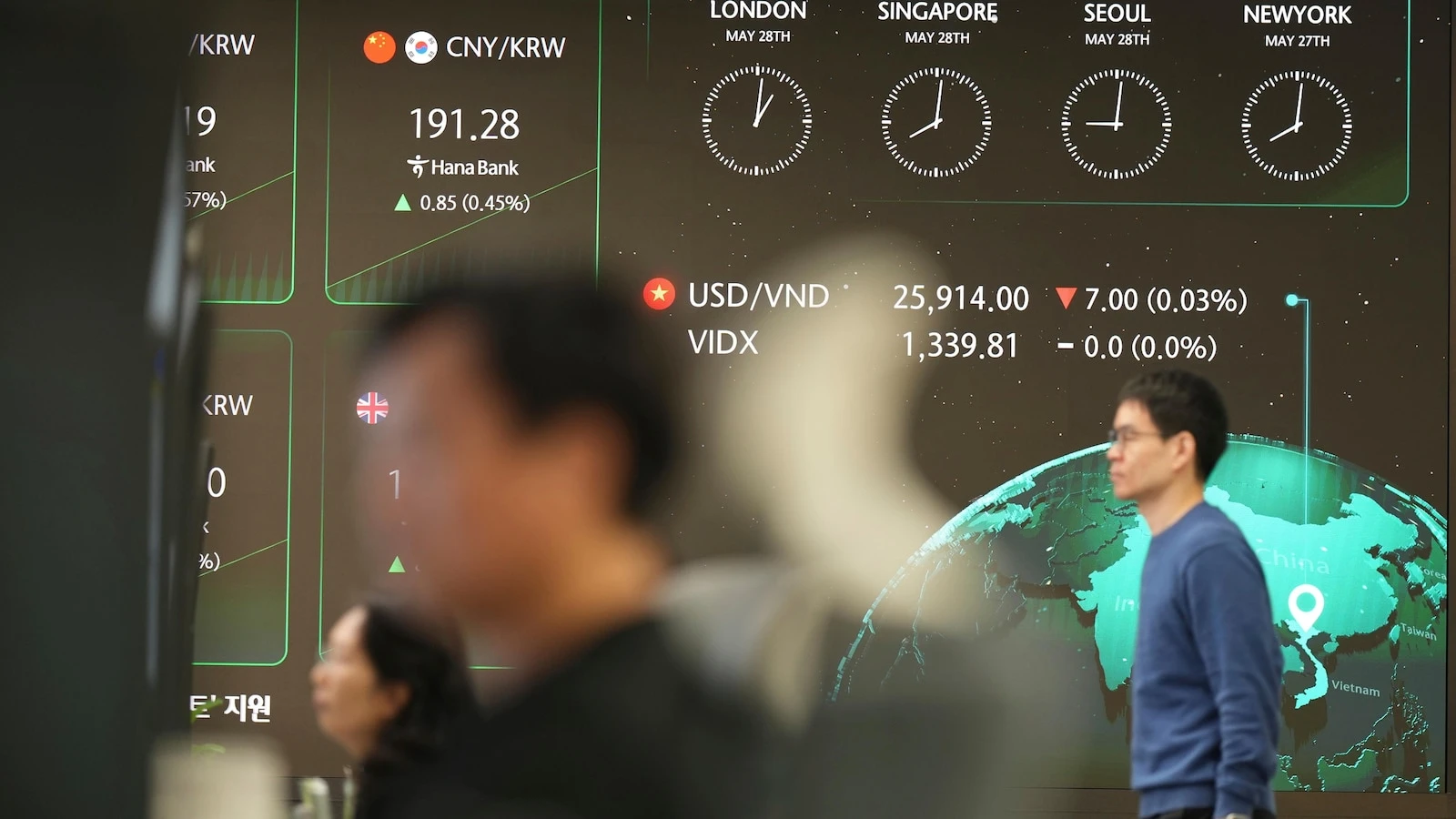 Asian shares and US futures jump after court rules against Trump's sweeping tariffs