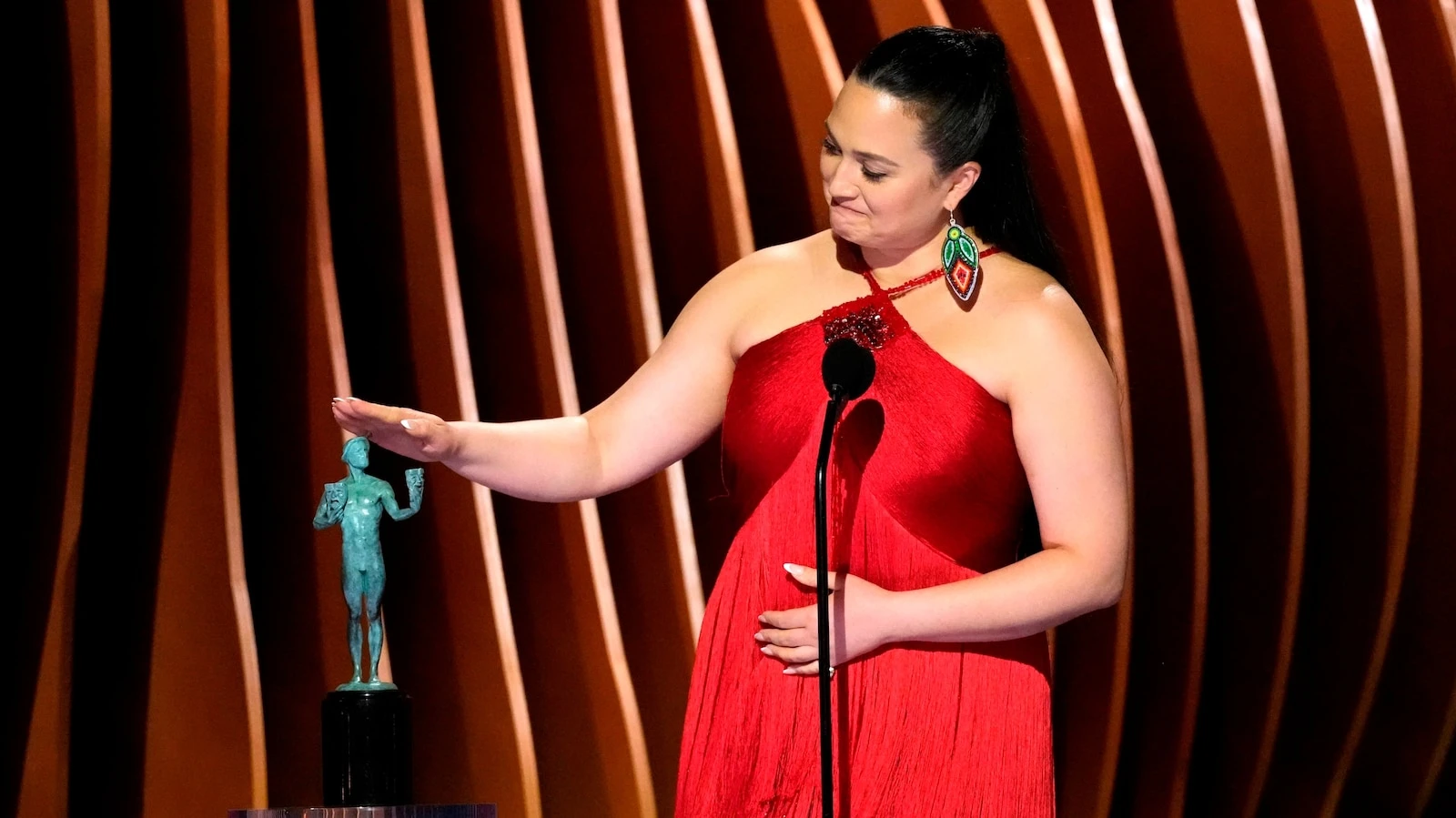 Chris Pizzello/Invision/AP2024 SAG Awards: ﻿'Oppenheimer﻿,' '﻿﻿The Bear﻿,' ﻿'Beef﻿' among winnersThe 2024 Screen Actors Guild Awards took place on Saturday, Feb. 24. 2/25/2024 03:06:47 EST