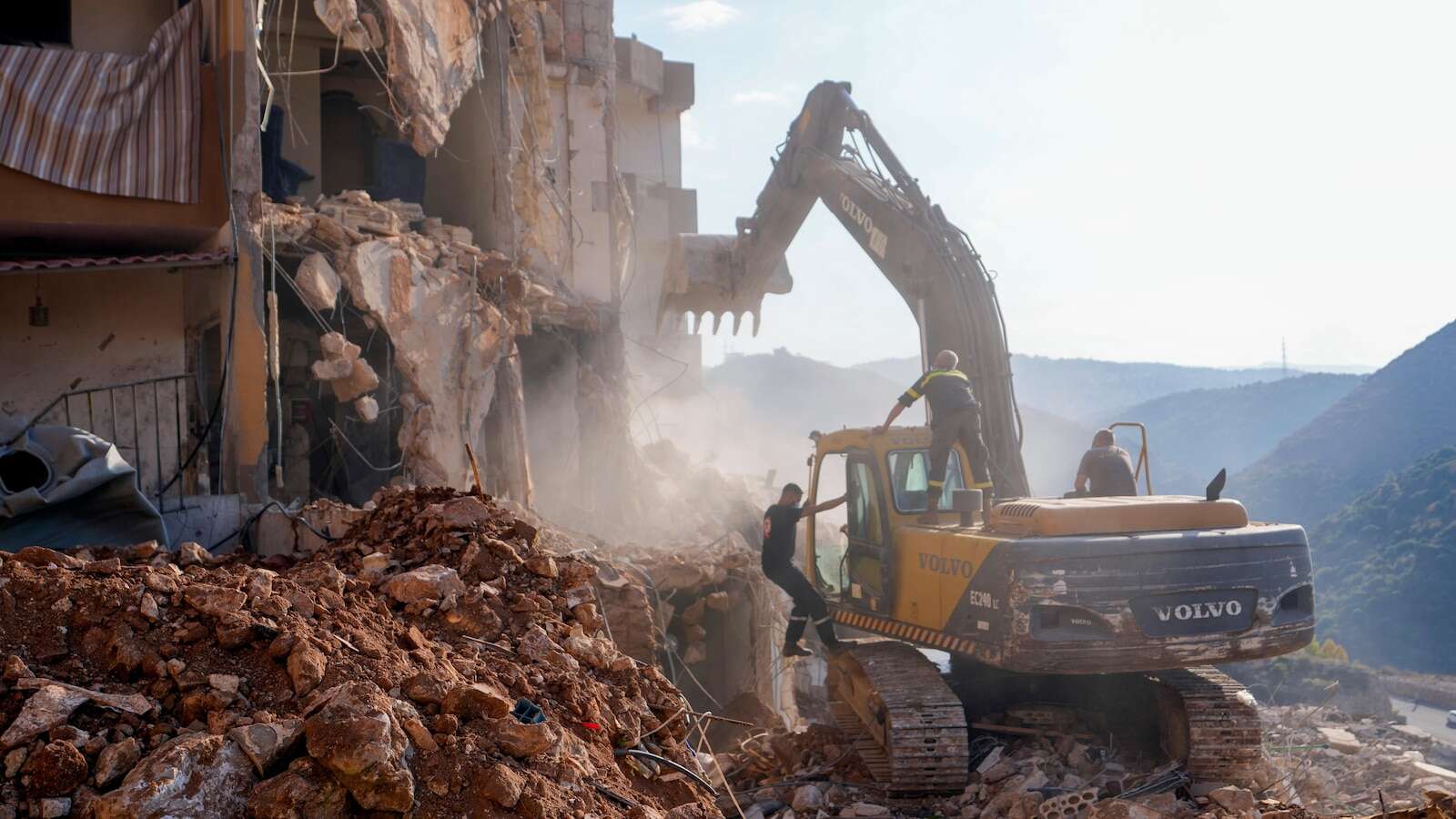 Rescuers pull 30 bodies from a building in central Lebanon hit in an Israeli strike