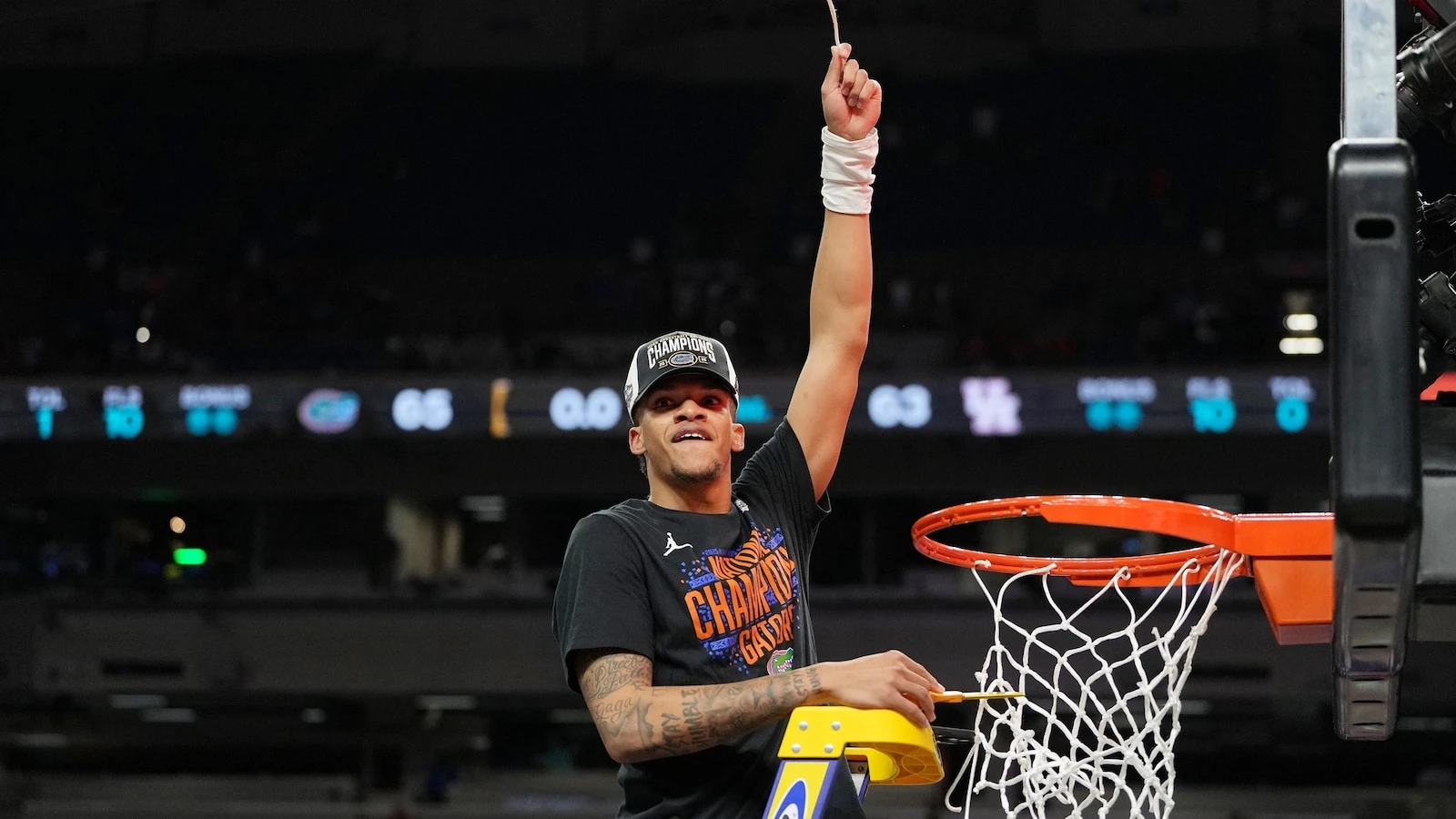 Florida star Will Richard talks beating Houston in March Madness thrillerWill Richard scored 18 points in his team's NCAA championship win.12 minutes ago