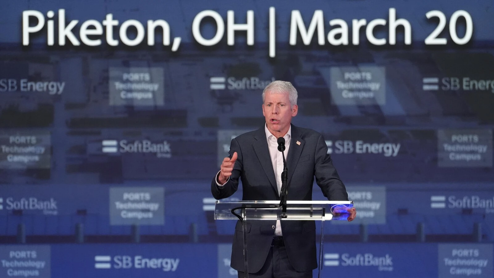 In apparent flub, Energy Secretary Wright says US heading 'in the wrong direction'