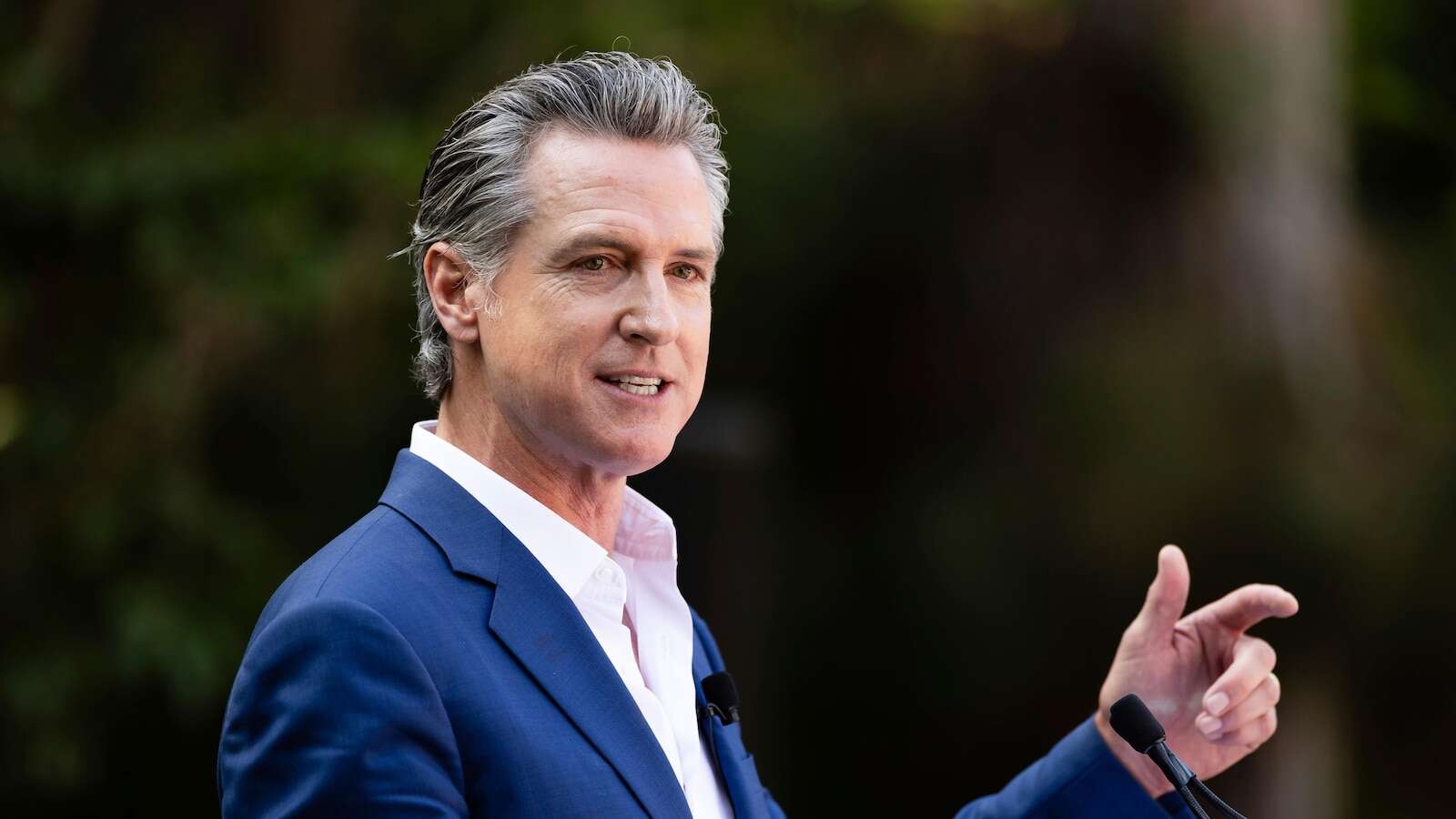 California governor to sign a law to protect children from social media addiction