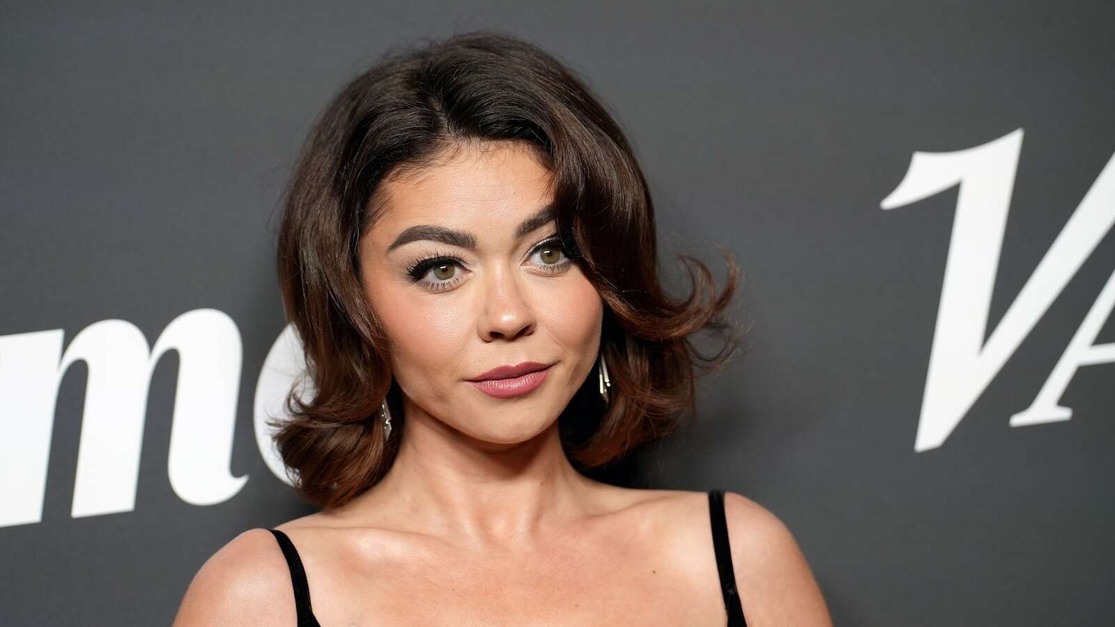 Sarah Hyland opens up about being a survivor of domestic abuse and healingSarah Hyland talks about healing after surviving a past abusive relationship.10/25/2024 11:29:48 EDT