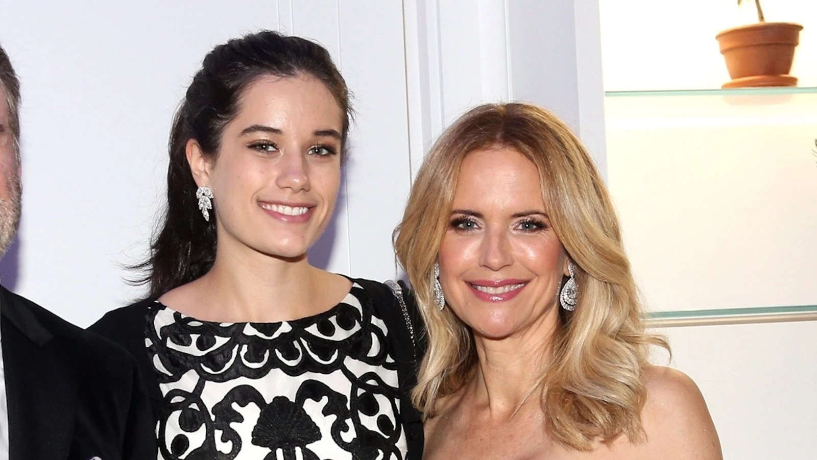 Ella Bleu Travolta releases new song about mom Kelly Preston: See music video