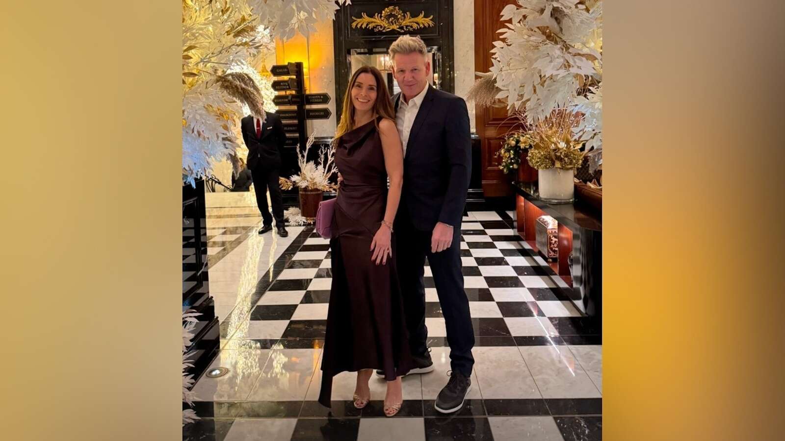 Gordon Ramsay shares loving note, family photo celebrating 28th anniversary with wifeGordon and Tana Ramsay have six children.12/22/2024 02:04:32 EST