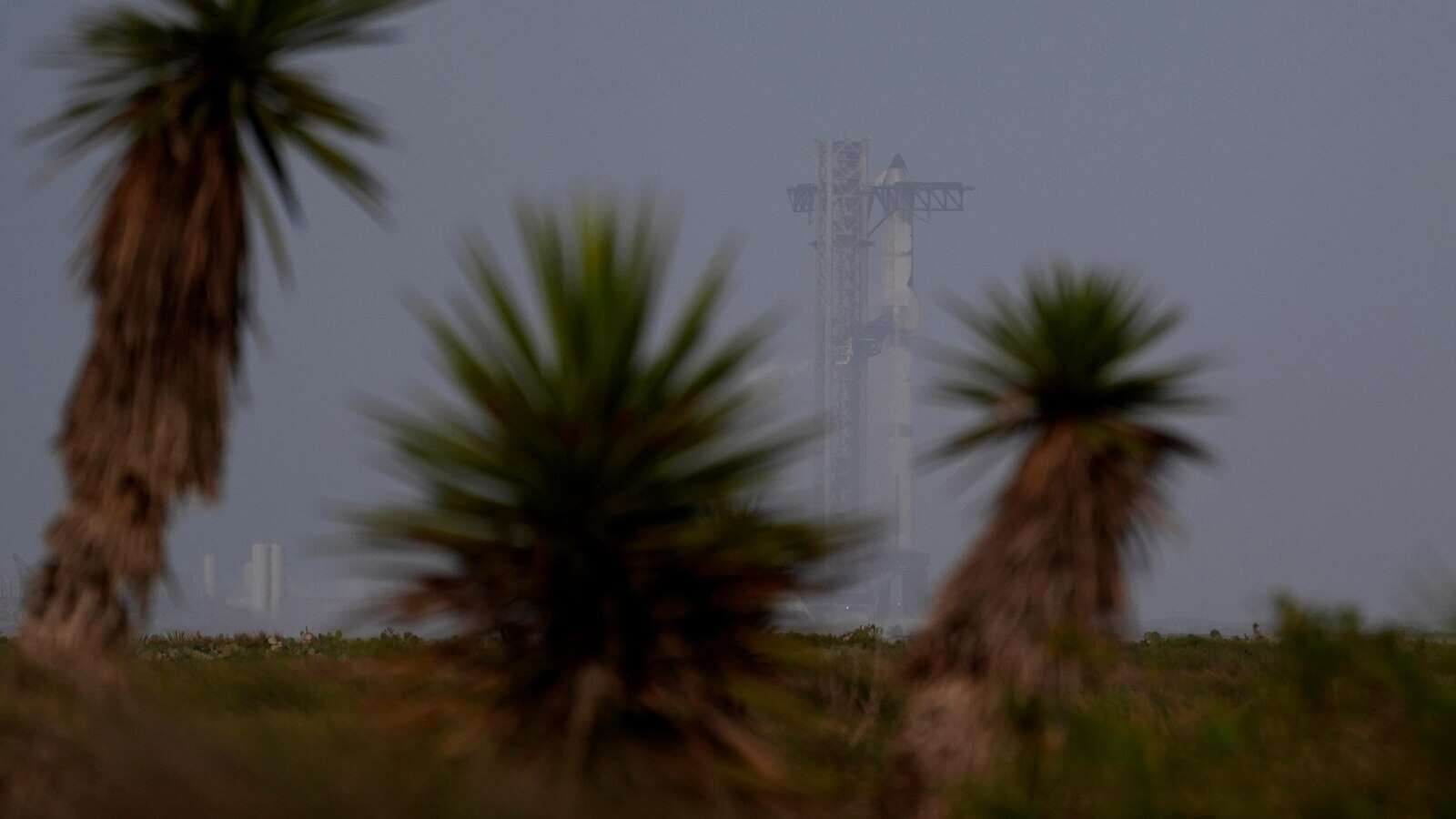 Last-minute problems with SpaceX's Starship forces delay of latest test flight