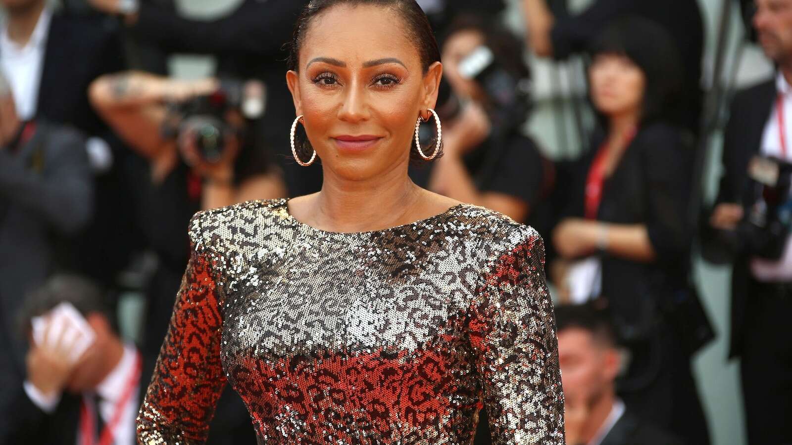 Mel B joins a campaign calling for a new UK law to bar Afro hair discrimination