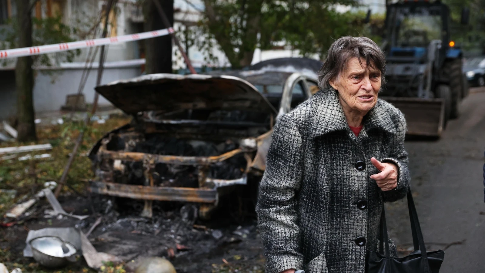 At least 5 dead in large-scale nighttime Russian strike on UkraineAt least five civilians have died after Russia launched drones, missiles and guided aerial bombs at Ukraine overnight, in a major attack that officials there said targeted civilian infrastructure1 hour ago