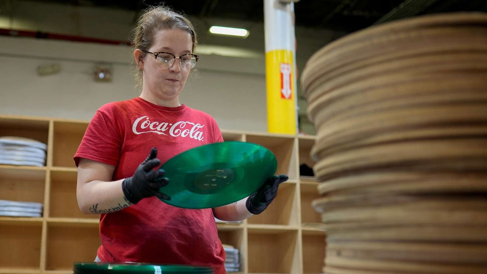 Vinyl thrives at United Record Pressing as the nation's oldest record maker plays a familiar tune