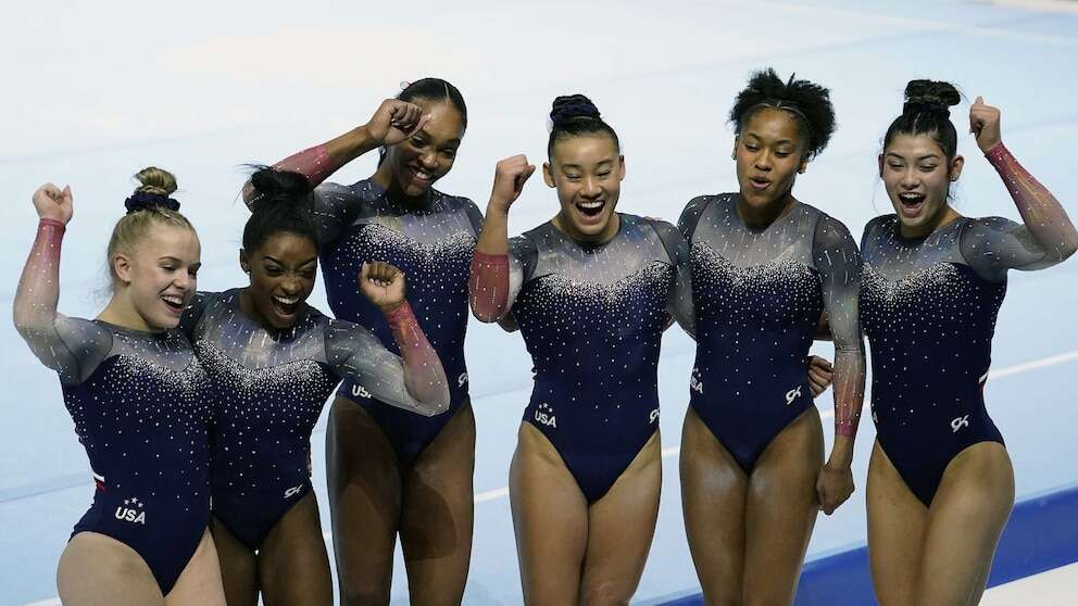 Simone Biles leads Team USA to historic seventh consecutive world championship goldBreakout star Leanne Wong details her experience, and world gold win.10/5/2023 08:58:10 EDT