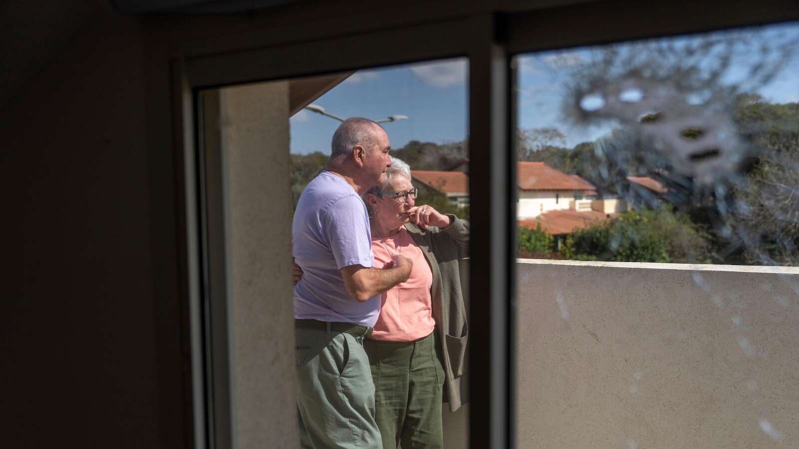 Teddy bear helps hostage’s family come to terms with grief amid joy over his release