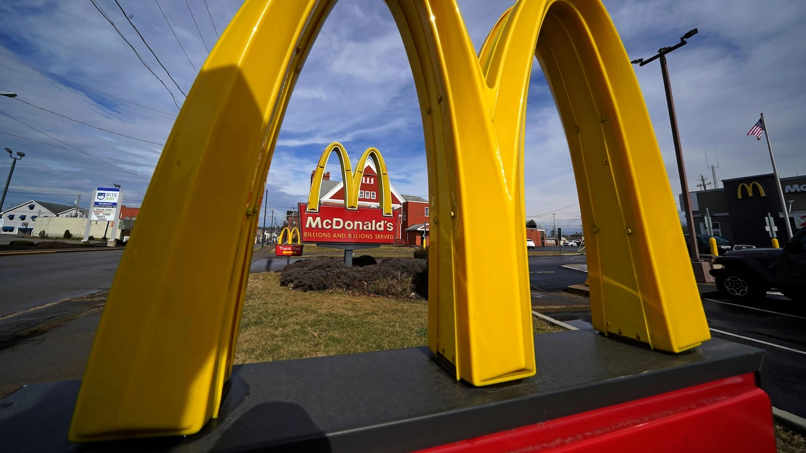 McDonald's store traffic falls unexpectedly as diners grow uneasy about economy