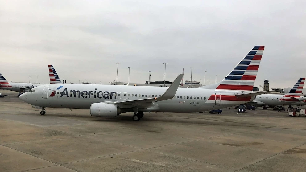 Mom claims American Airlines 'misplaced' sons