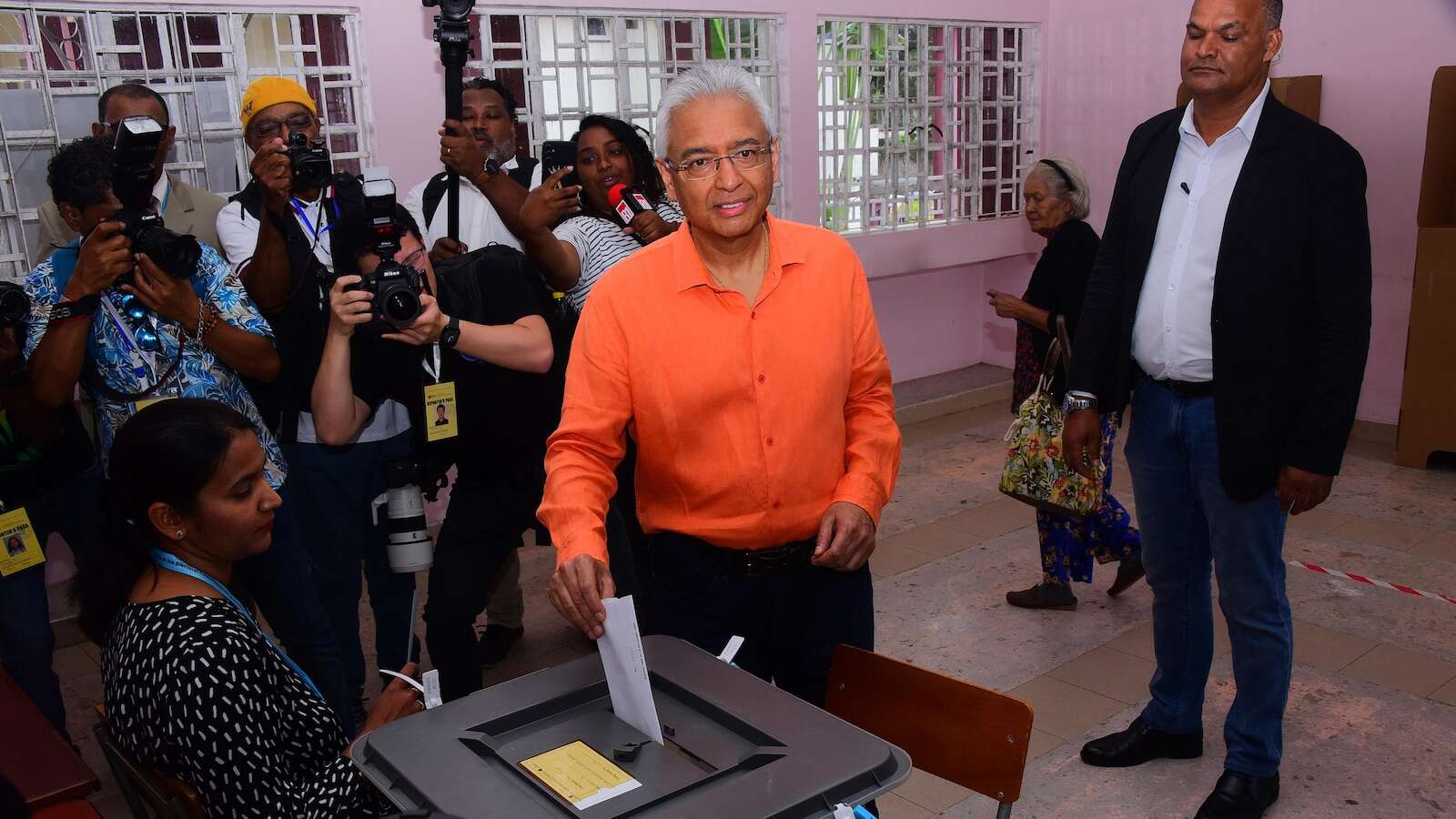 Mauritius' prime minister says his ruling coalition is set for a 'huge' election defeat