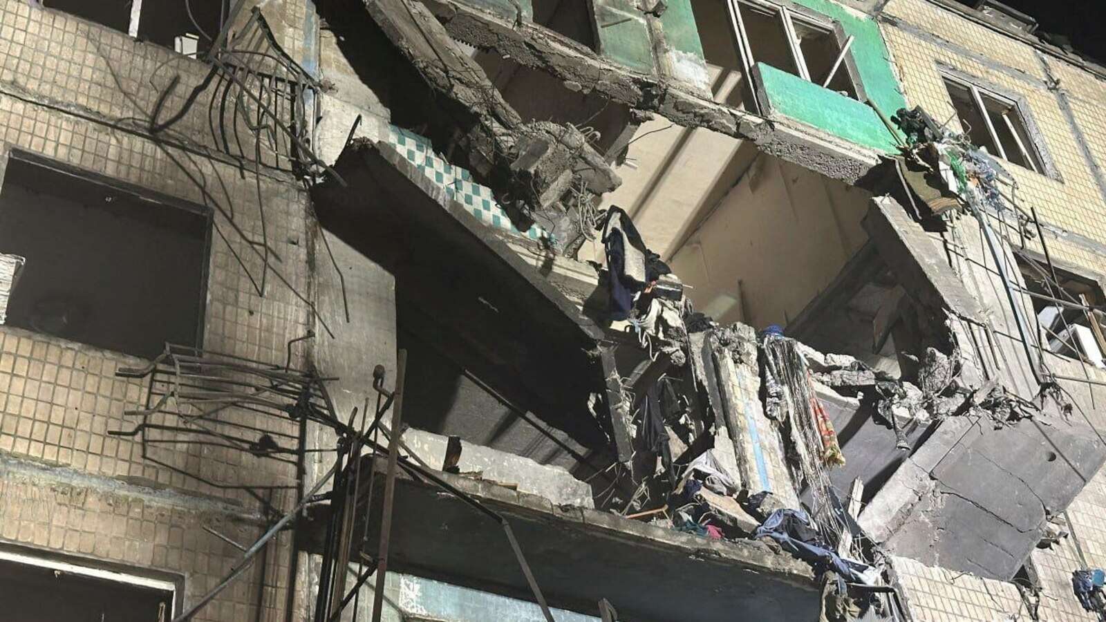 12 injured after a Russian glide bomb smashes into a Ukrainian apartment building