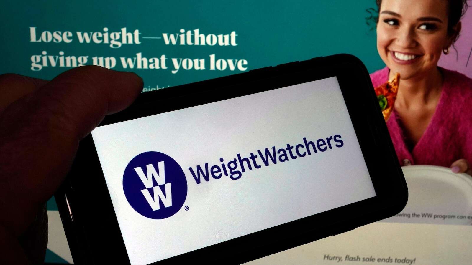 WeightWatchers CEO who oversaw diet company's move into weight loss drugs abruptly leaves role