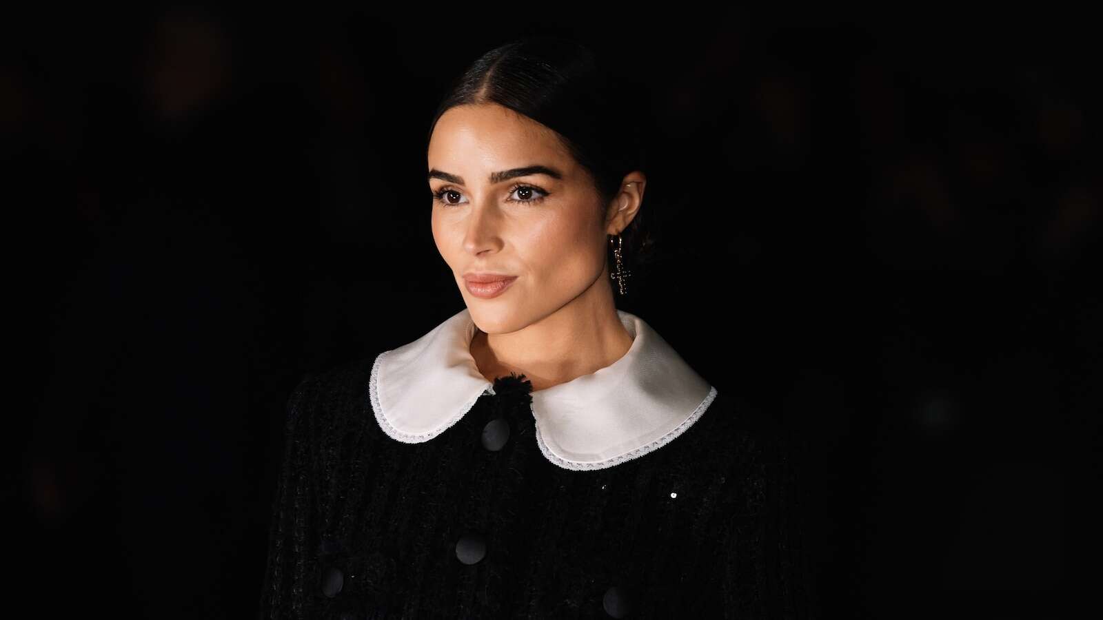 Olivia Culpo responds to criticism over her bridal lookThe former Miss Universe is clapping back at critics of her bridal look.7/8/2024 04:52:00 EDT