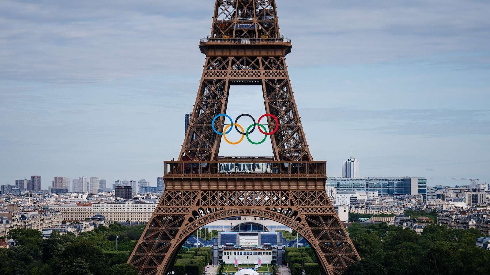 Travel expert unpacks Olympics-related financial losses, tourism slump in ParisAirlines expect millions in Paris losses, expert share silver lining in August.7/17/2024 01:46:00 EDT