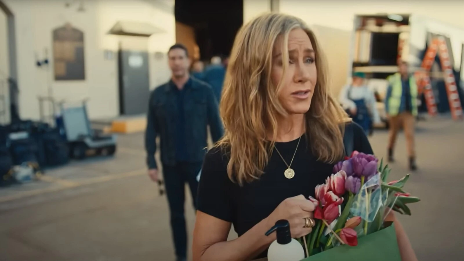 Uber Eats/YouTubeJennifer Aniston forgets 'Friends' co-star David Schwimmer in new Super Bowl adThe commercial features stars forgetting obvious facts about their lives.2/6/2024 03:43:40 EST