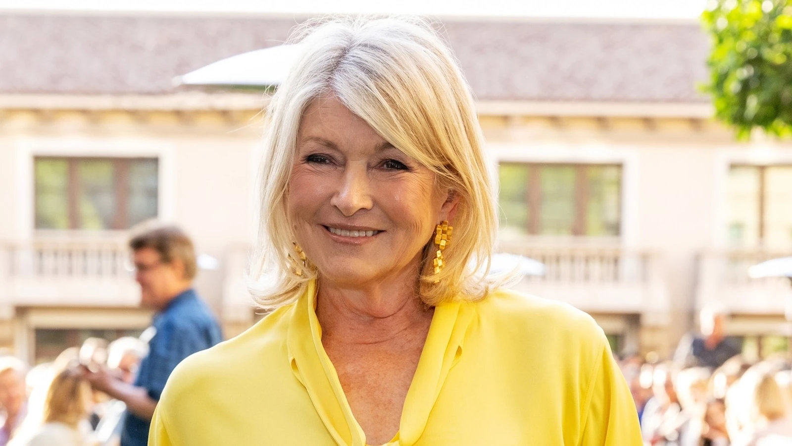 Martha Stewart launches skin care line at 84The entrepreneur's new skin care brand launches in September.12 minutes ago
