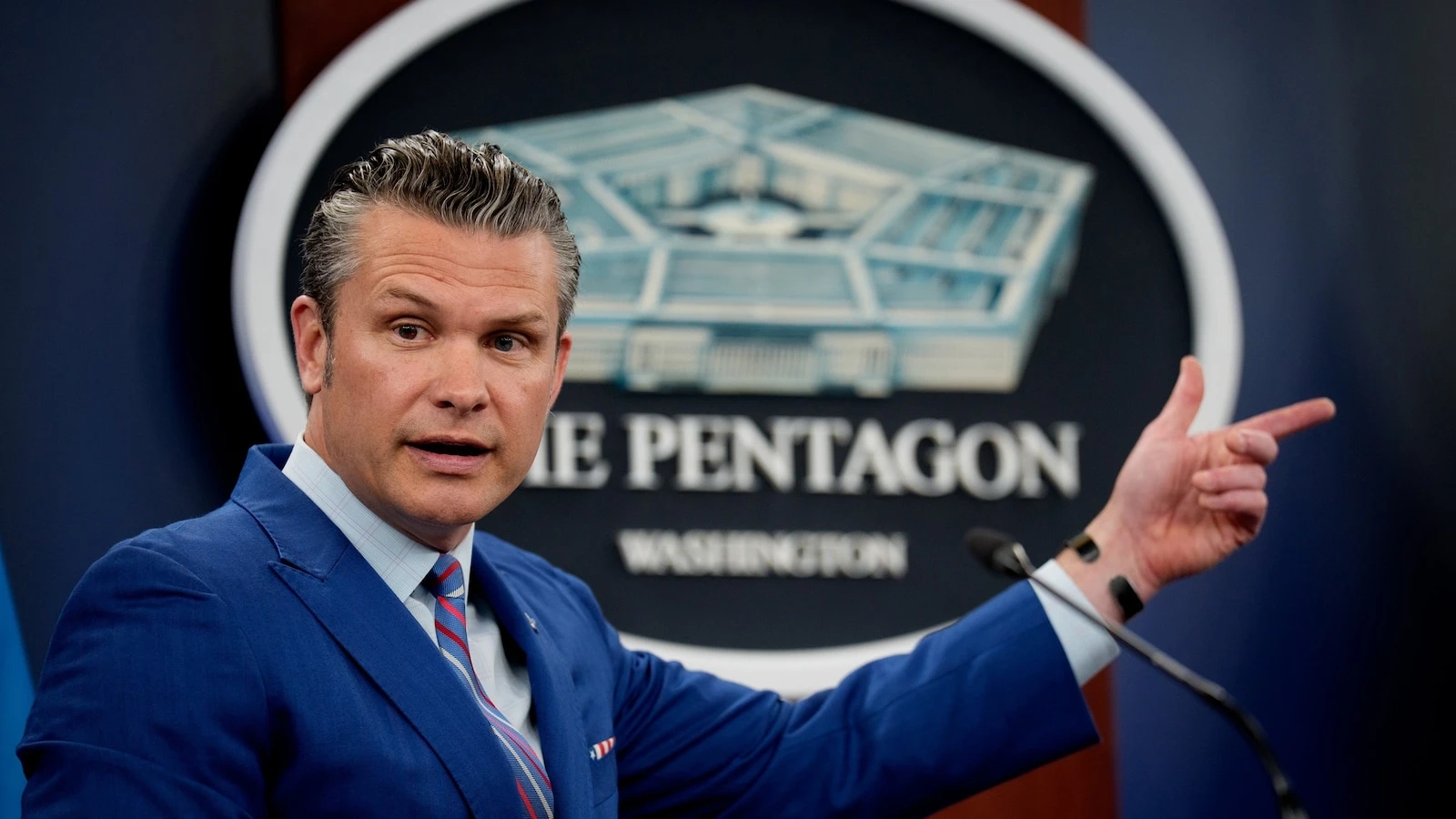 Hegseth unveils new restrictions on Pentagon press access