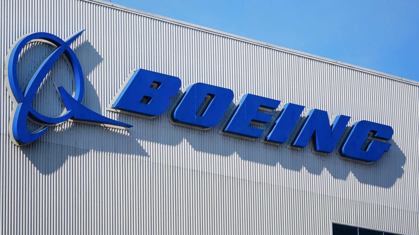 US formally moves to dismiss prosecution against Boeing and asks judge to cancel trial over crashes