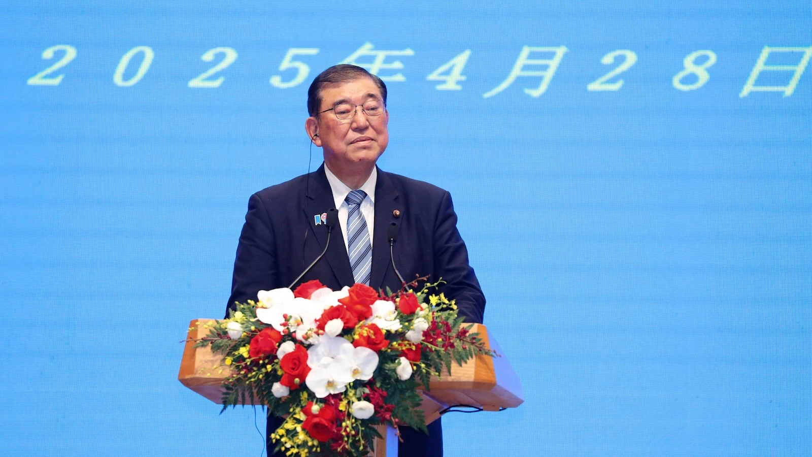 Japan's Ishiba will discuss Chinese aggression in disputed seas and US tariffs on Philippines visit